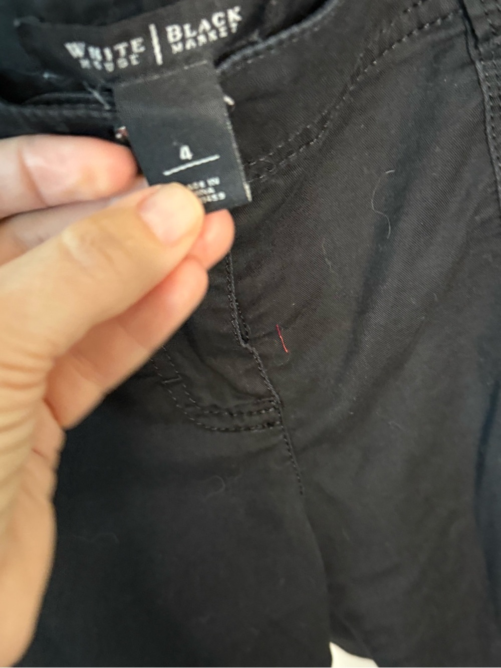 White House Black Market Black Cargo Pants – Size 4 - Picture 6 of 8